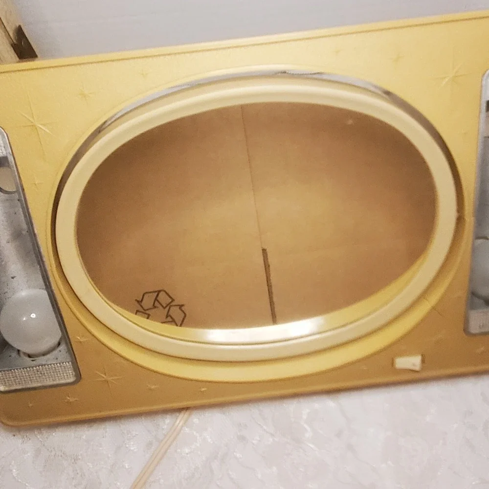VINTAGE‎ Illuminated Make Up Mirror In Carrying Case Electric Portable 2 Sided